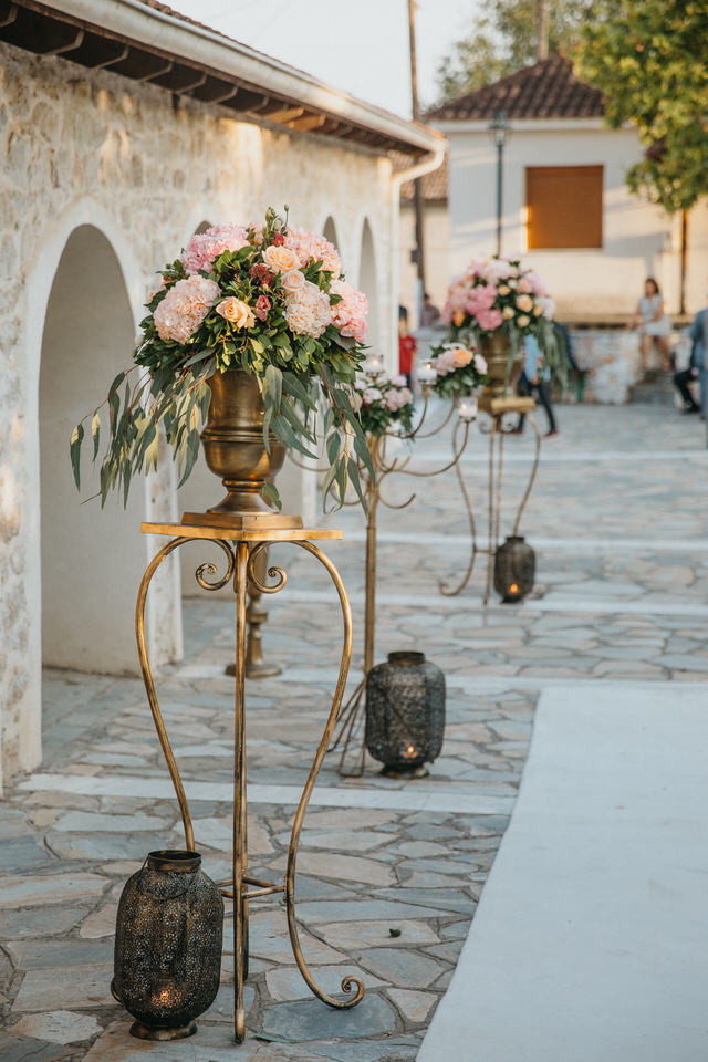 Wedding Decoration Gold Pedestals